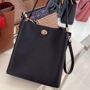 NWT Coach pebble leather Charlie bucket bag